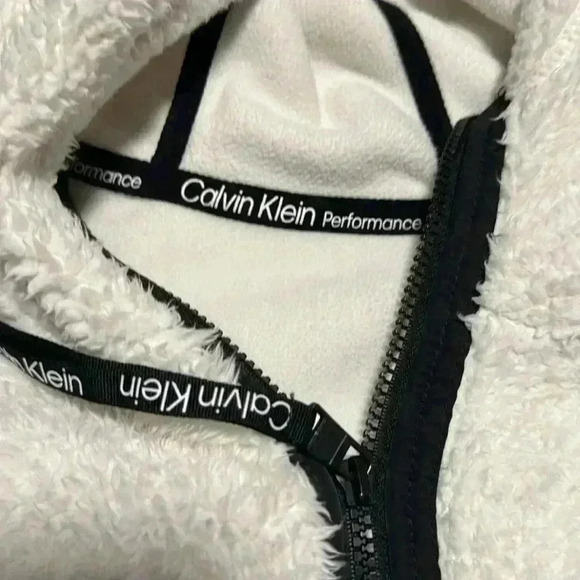 3/25 promo! Calvin Klein Performance Sherpa - Picture 2 of 12